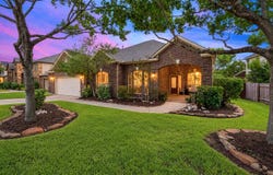 808 Canyon Springs Dr, Cedar Park, TX 78613