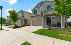 1228 W 16TH Ave, LaCenter, WA 98629