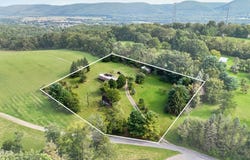 24 GREEN Lane, Lock Haven, PA 17745