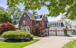 1875 Roxbury Road, Upper Arlington, OH 43212