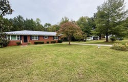 1108 Wagstaff Lane, Scottsburg, VA 24589