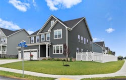 2001 Shelly Ln, Mars, PA 16046