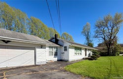 24 Cherry Lane, Ellenville, NY 12428