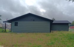 209 Washington Ave. W Avenue W, Albia, IA 52531