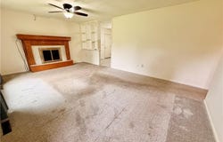 192 SE 421 Road, Warrensburg, MO 64093