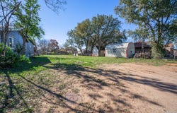 7988 E 5TH ST, Somerset, TX 78069-4554
