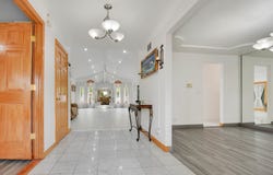 14650 Lamon Avenue, Midlothian, IL 60445