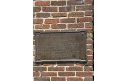 249 SYCAMORE ST, STAUNTON, VA 24401