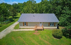 8011 SE Croco RD, Berryton, KS 66409