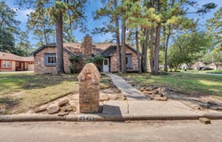 25423 Old Carriage Ln, Spring, TX 77373