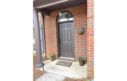 6467 CROMER CIRCLE, LEEDS, AL 35094