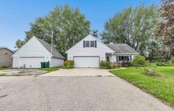 127 W CAPITOL Drive, APPLETON, WI 54911