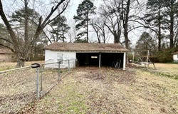 926 W Monroe, Magnolia, AR 71753