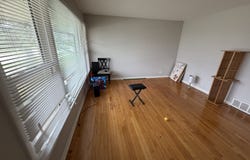 185 Pleasant Drive, Chicago Heights, IL 60411