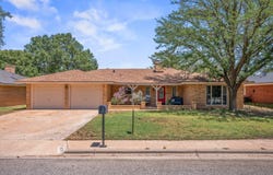103 Willow Circle, Levelland, TX 79336