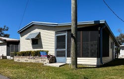21 Riverview Dr, Ellenton, FL 34222