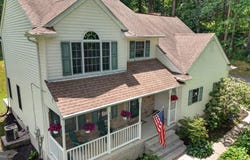 802 HOLLOW Road, DELTA, PA 17314