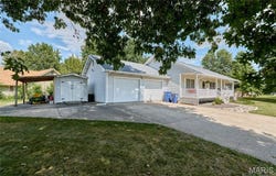 1020 Judy Lane, Troy, MO 63379