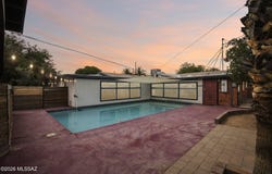 2558 E Glenn Street, Tucson, AZ 85716