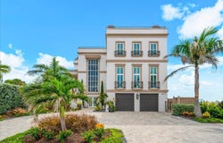 810 ELDORADO Avenue, CLEARWATER BEACH, FL 33767