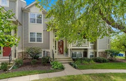 2881 N Augusta Drive, Wadsworth, IL 60083