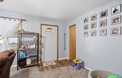 417 S Poplar St, Freeman, SD 57029