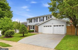 107 APPLETREE DR NE, LEESBURG, VA 20176