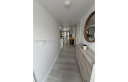 331 Lakeview Dr, Weston, FL 33326