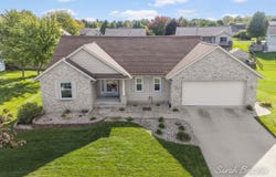 2482 Willow View Drive, Jenison, MI 49428
