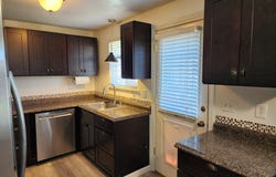 3584 CHIEFS Ct, Salem, OR 97305