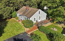 1876 Phinneys Lane, Barnstable, MA 02630