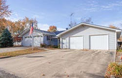 201 N Chestnut, Winfield, IA 52659