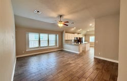 199 Tailwind Dr, Kyle, TX 78640