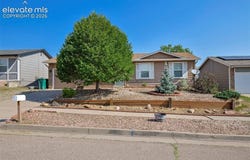 6830 Parkridge Court, Colorado Springs, CO 80915