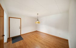 13950 E Leamington Drive, Crestwood, IL 60418