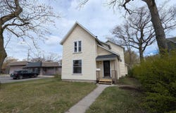611 E Eighth Street, Traverse City, MI 49686