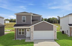 5175 W Crestmere Drive W, Springfield, MO 65802