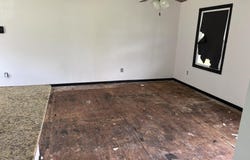 5 Crown Point Road, Hubert, NC 28539
