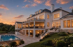 8234 Sutherland Farm Rd, Prospect, KY 40059