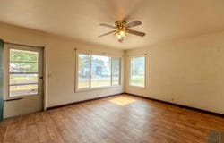 140 S Ogden Ave, Hines, OR 97738