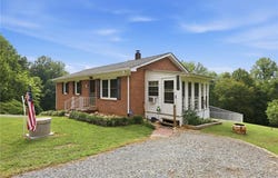 10027 Pine Street, Lowgap, NC 27024