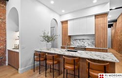 1105 Harney Street, Omaha, NE 68102