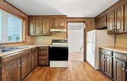 16 Douglass Way, Exeter, NH 03833