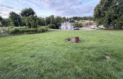 109 E North Street, Cadiz, OH 43907