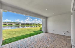 33372 LANDSMAN Loop, WESLEY CHAPEL, FL 33543