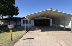 1729 W Ave E, Muleshoe, TX 79347