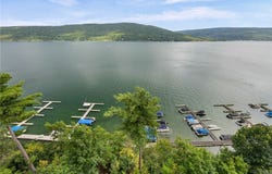110 Cliffside Drive, Canandaigua, NY 14424