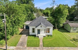 506 E Plaquemine Street, Jennings, LA 70546