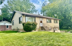 705 Alma St, Laurel, NE 68745
