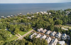 28 Bay Pointe Ct, Fairhope, AL 36532